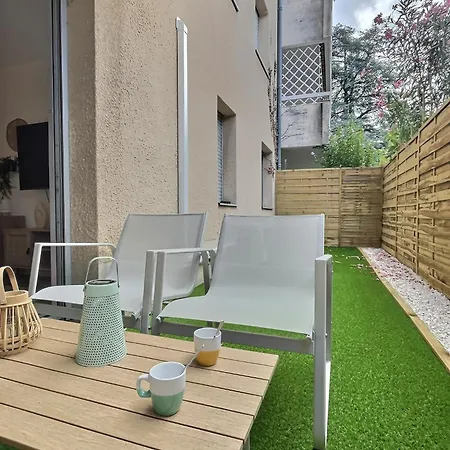 Διαμέρισμα La Casa Terracotta- Terrasse- Calme Αλμπί